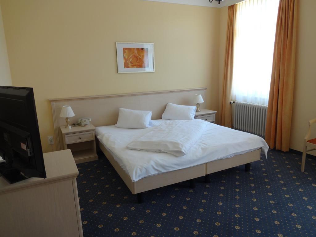 Hotel Schweizerhof Вегис Екстериор снимка