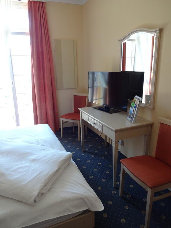 Hotel Schweizerhof Вегис Екстериор снимка